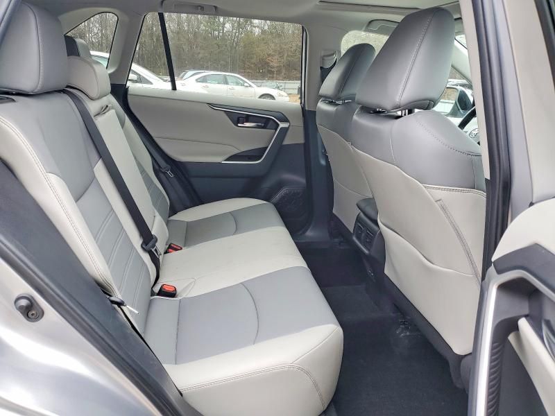 2024 Toyota Rav4 xle Premium