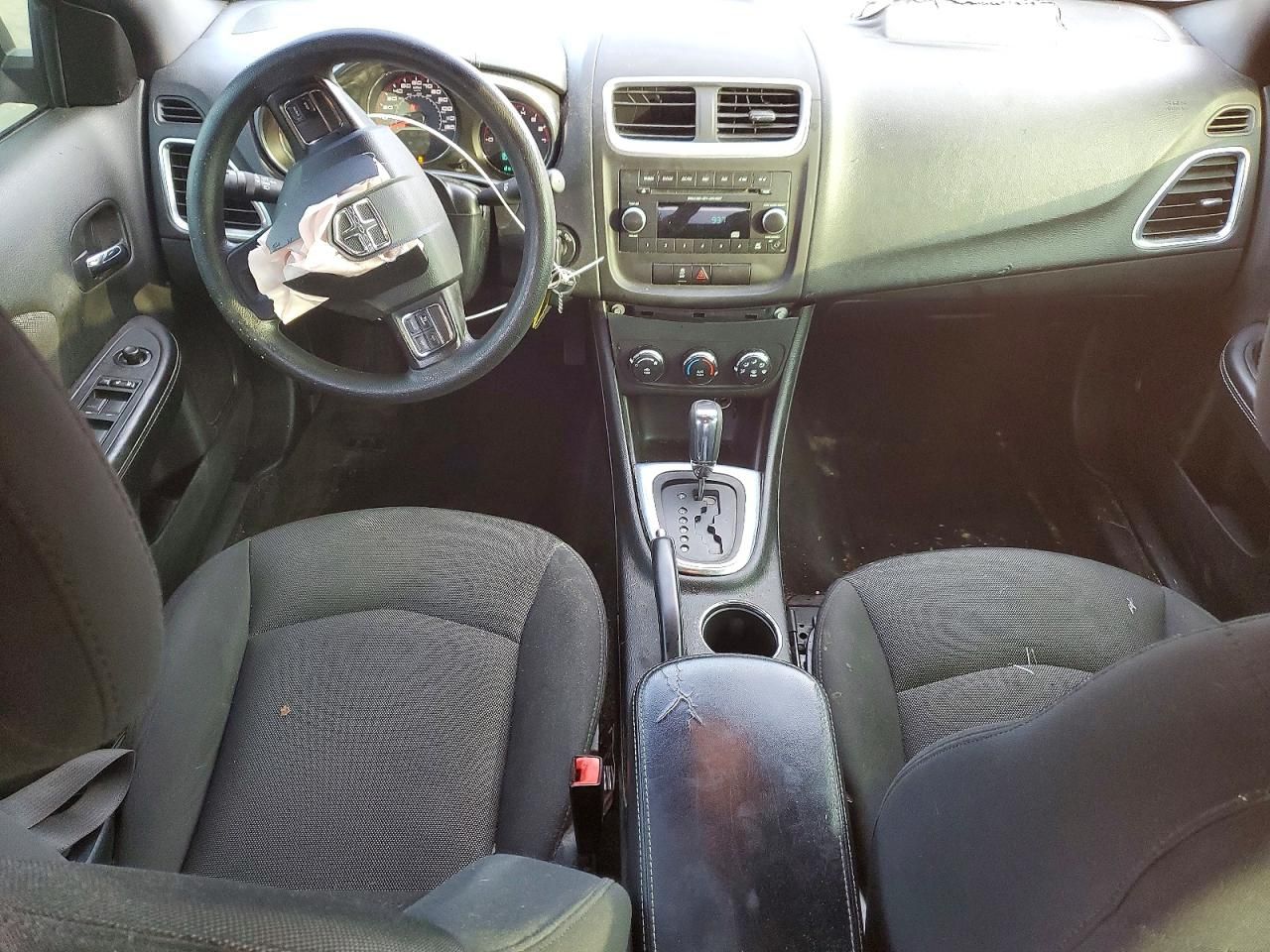 2014 Dodge Avenger se