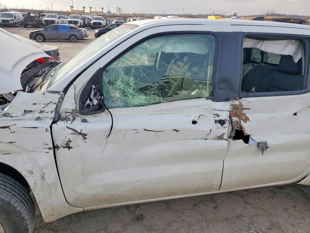 2024 Nissan Frontier s