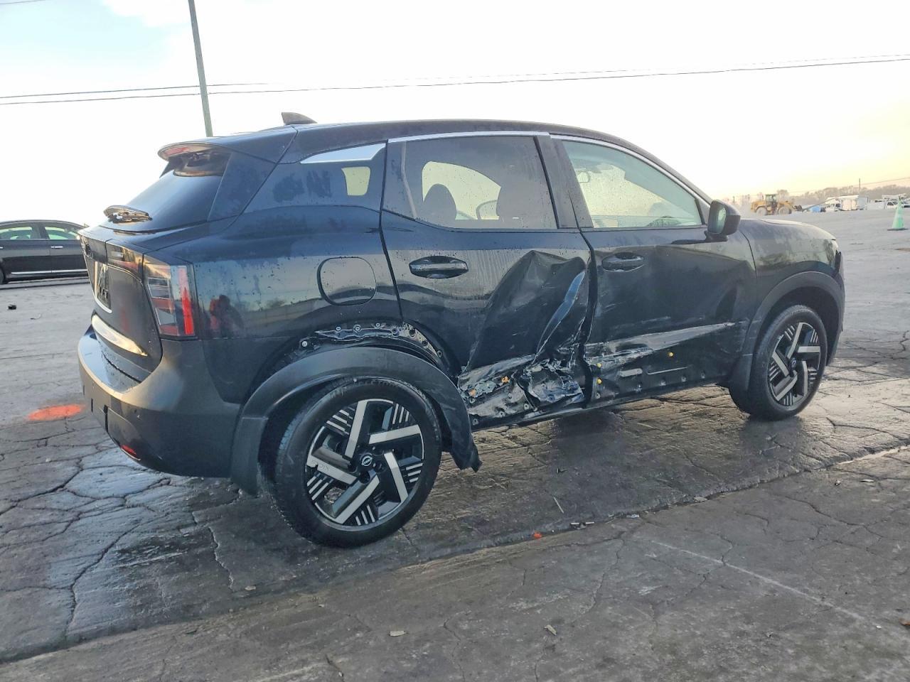 2025 Nissan Kicks sv