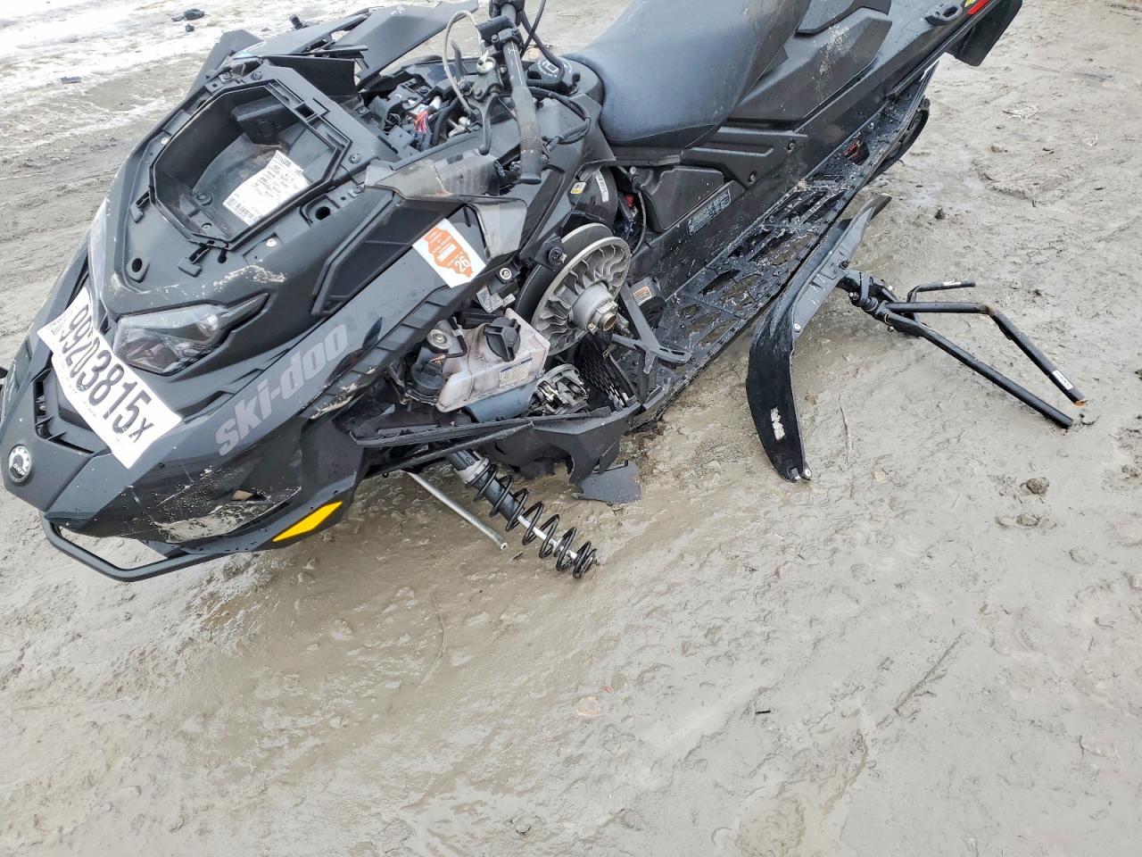 2023 Skidoo XRS Renega
