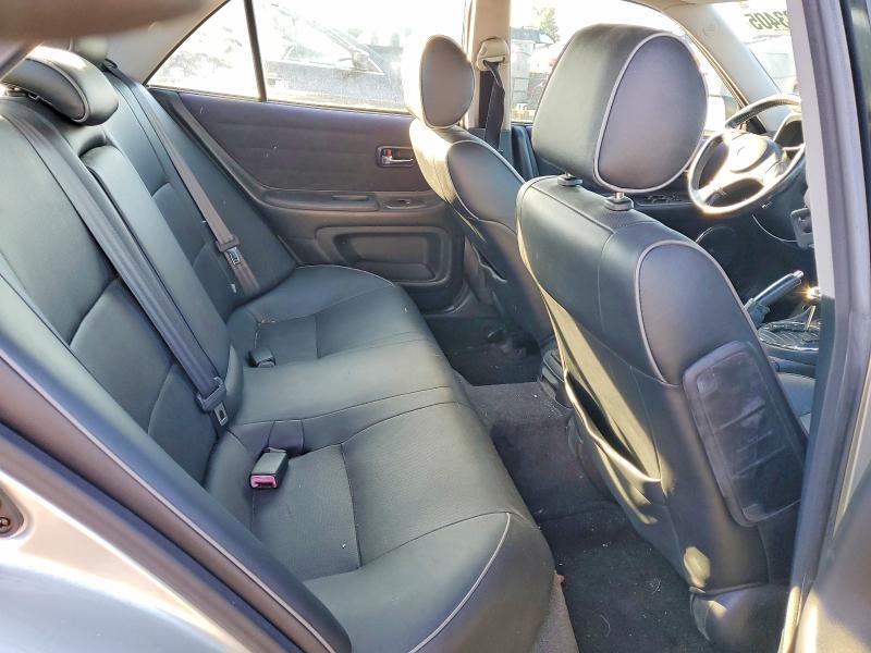 2002 Lexus Is 300