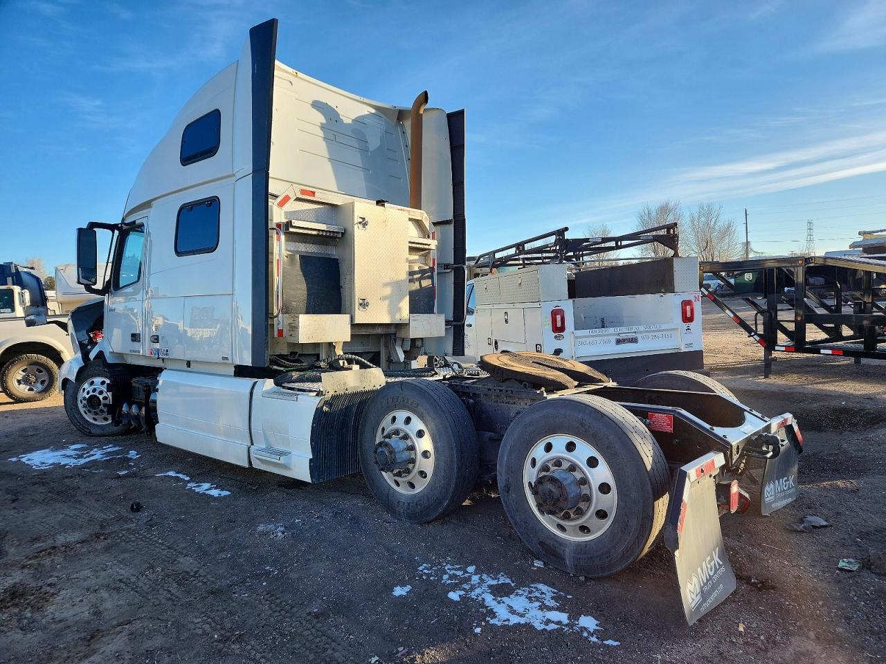 2020 Volvo VNL Semi Truck