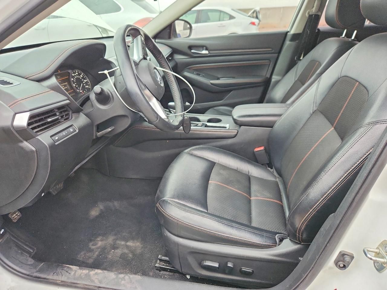 2020 Nissan Altima sr