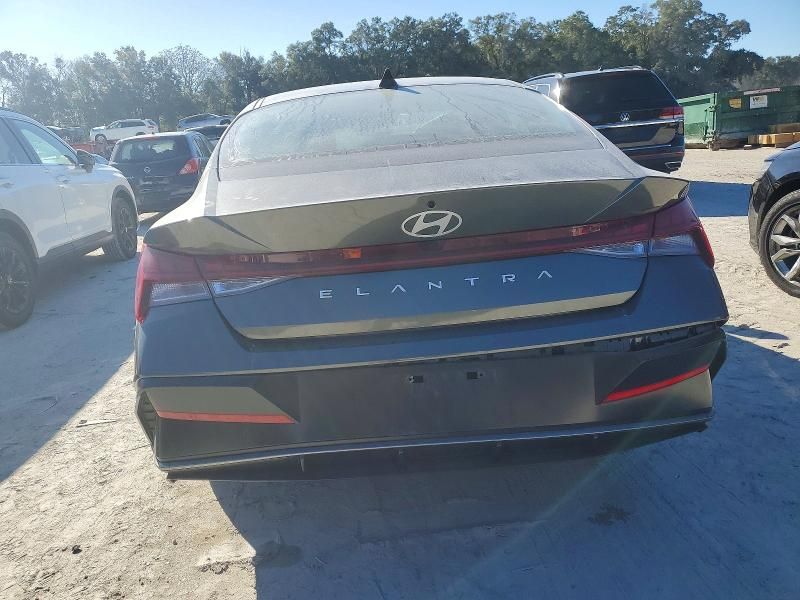 2025 Hyundai Elantra sel