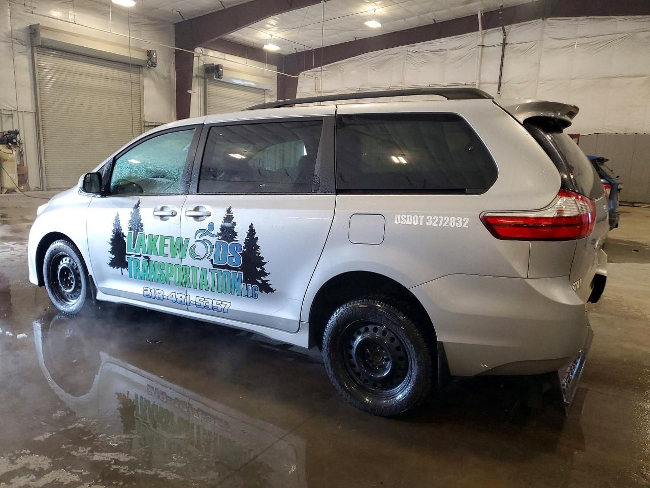 2018 Toyota Sienna le