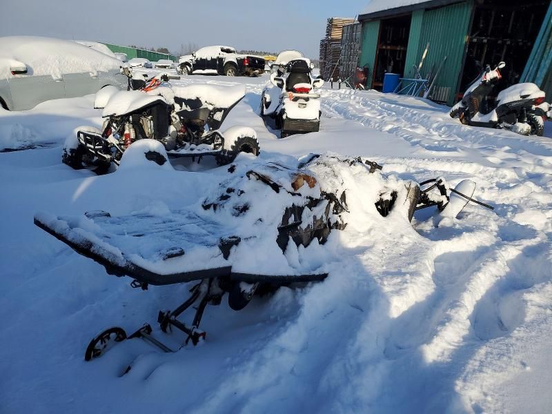 2023 Skidoo XRS Renega