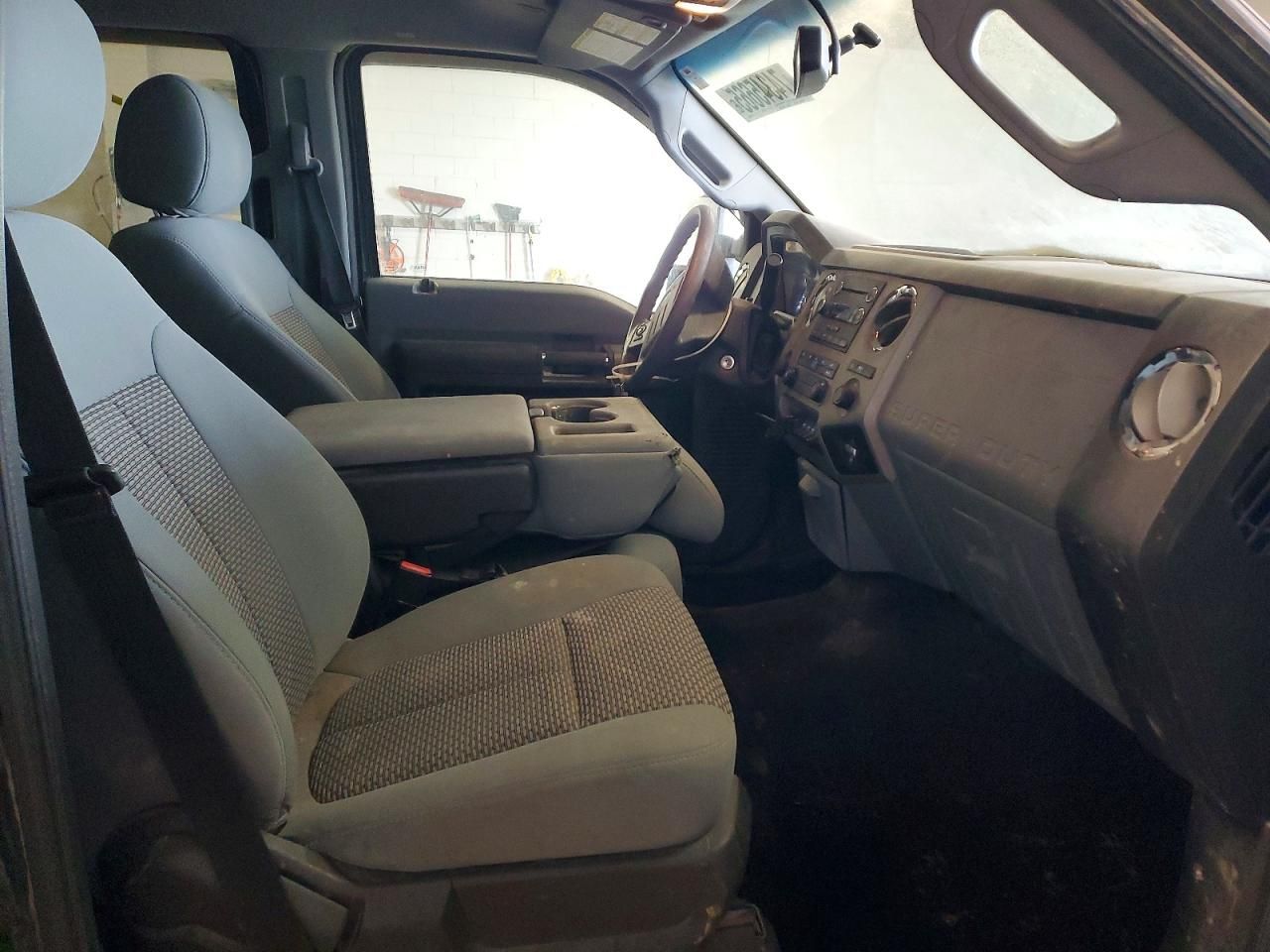 2013 Ford F250 Crew C PU 4X4