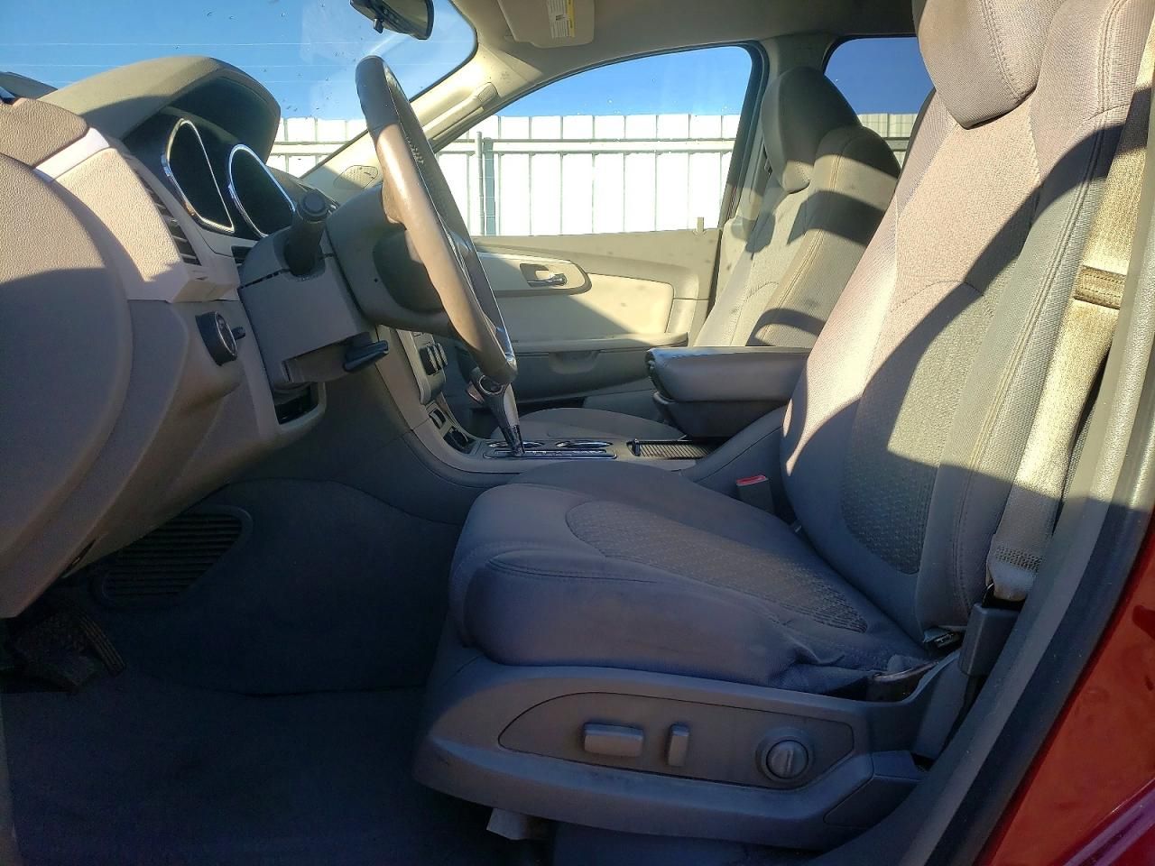 2011 Chevrolet Traverse lt