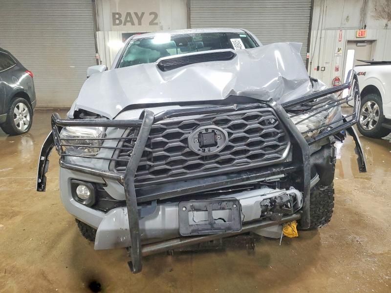 2020 Toyota Tacoma Double cab