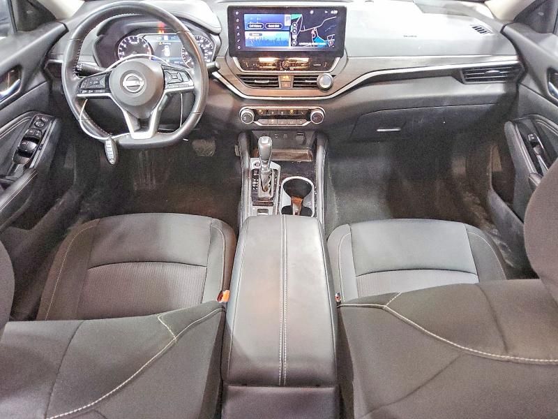 2023 Nissan Altima sv