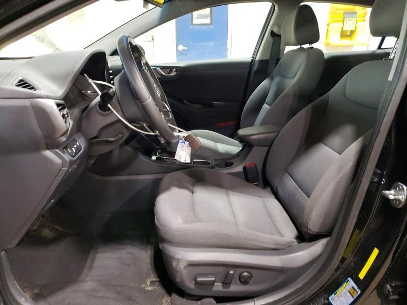 2021 Hyundai Ioniq sel