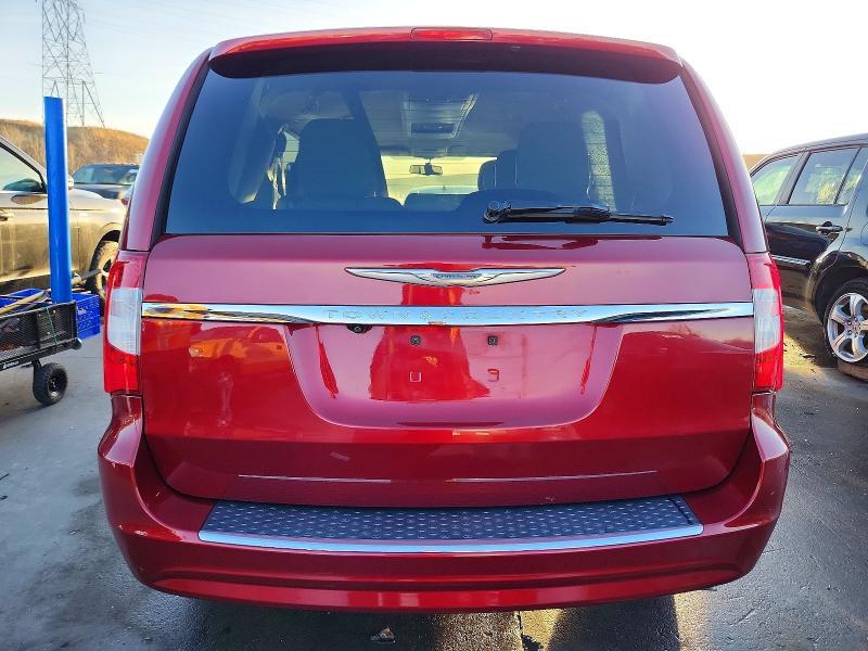 2013 Chrysler Town & Country Touring