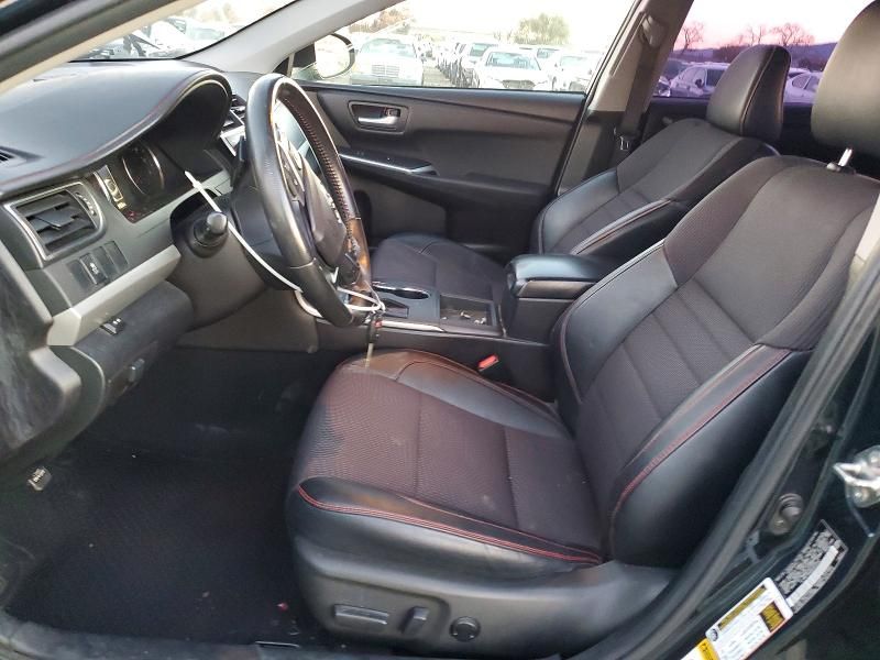 2016 Toyota Camry le