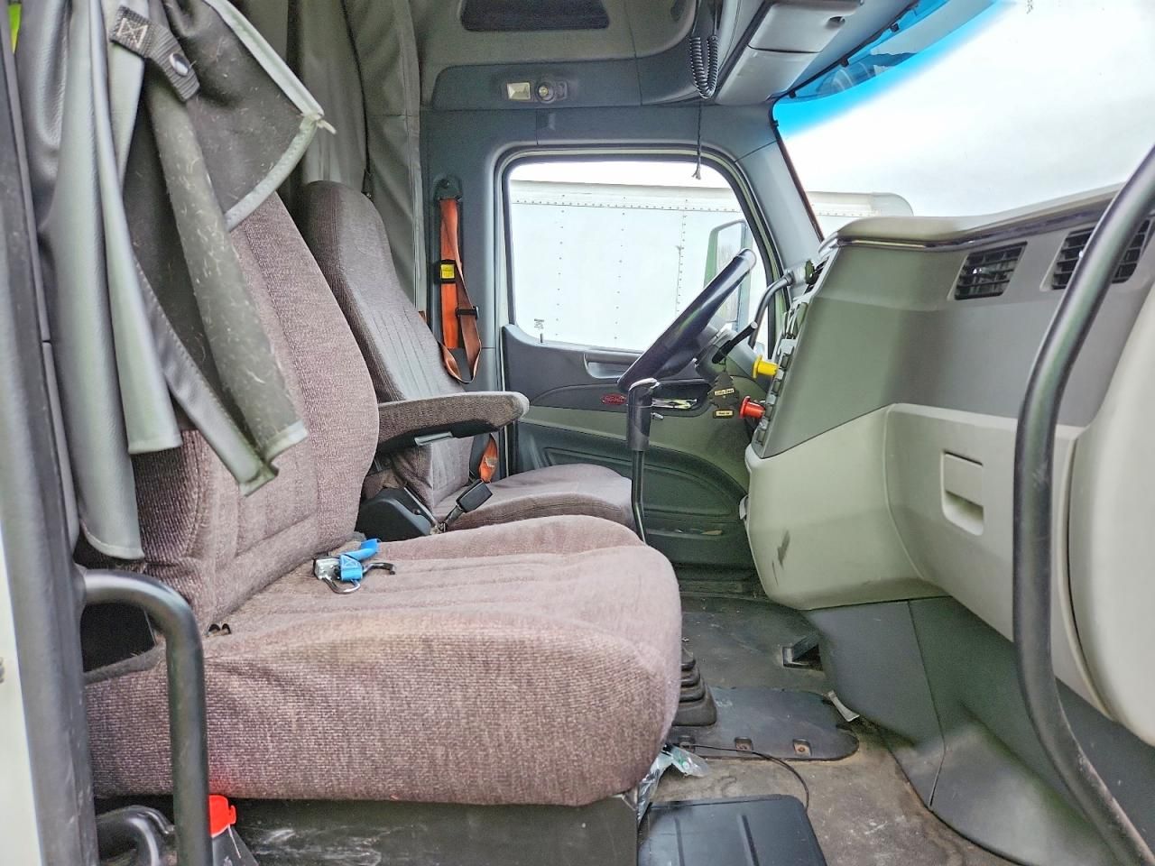 2016 Peterbilt Tractor 2016 Peterbilt 579 Semi Truck