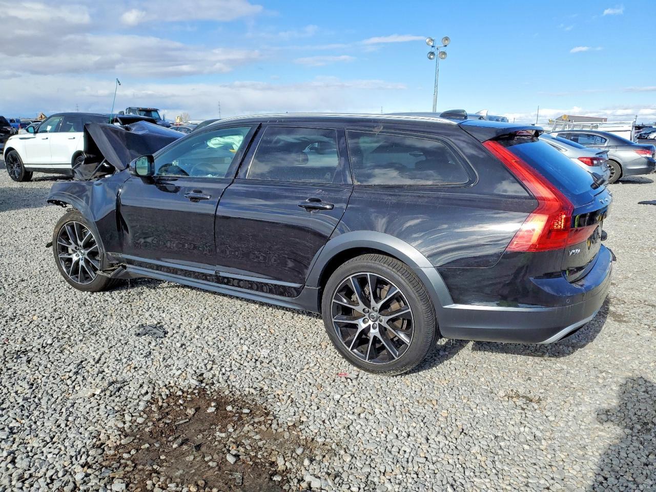 2018 Volvo V90 Cross Country T6 Inscription