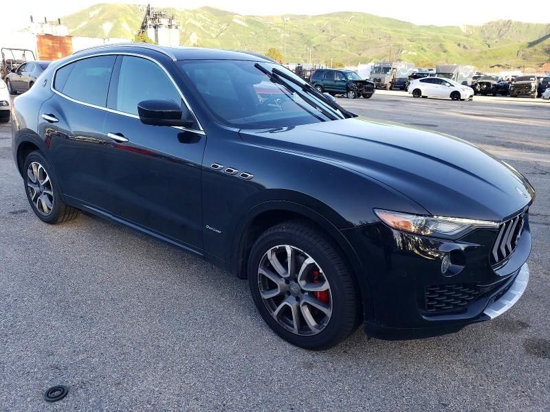 2018 Maserati Levante Luxury