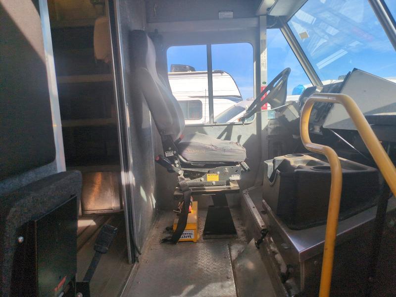 2015 Freightliner Mt45 Delivery Truck