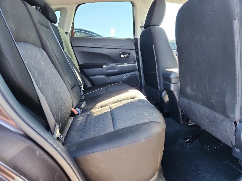 2020 Mitsubishi Outlander Sport se