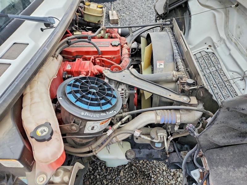 2015 Freightliner Business Class M2 BOX Truck