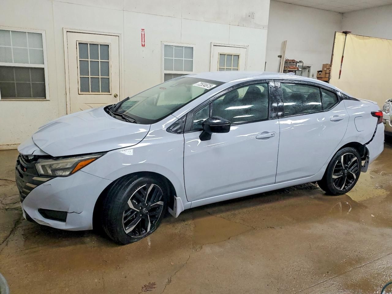 2024 Nissan Versa sr