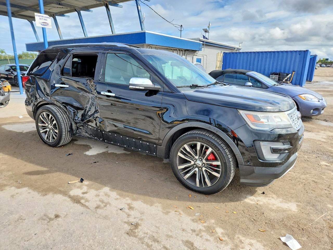 2017 Ford Explorer Platinum