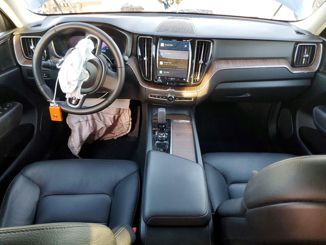 2023 Volvo Xc60 Plus