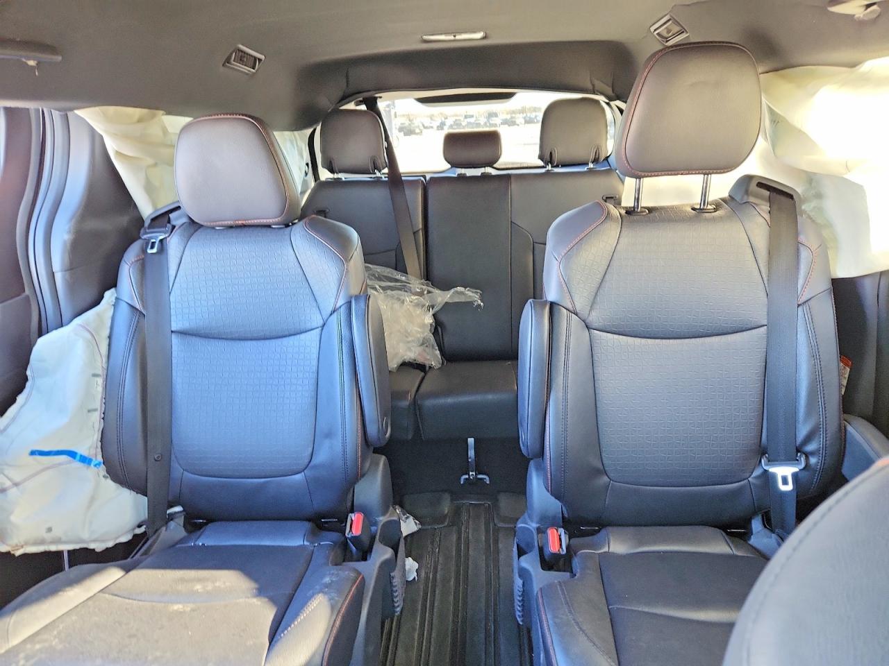 2024 Toyota Sienna xse