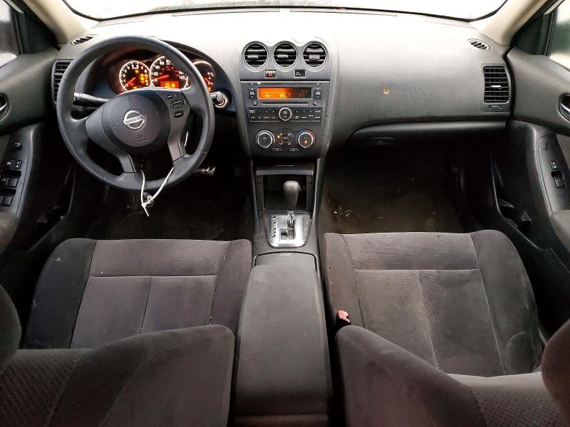2010 Nissan Altima Base