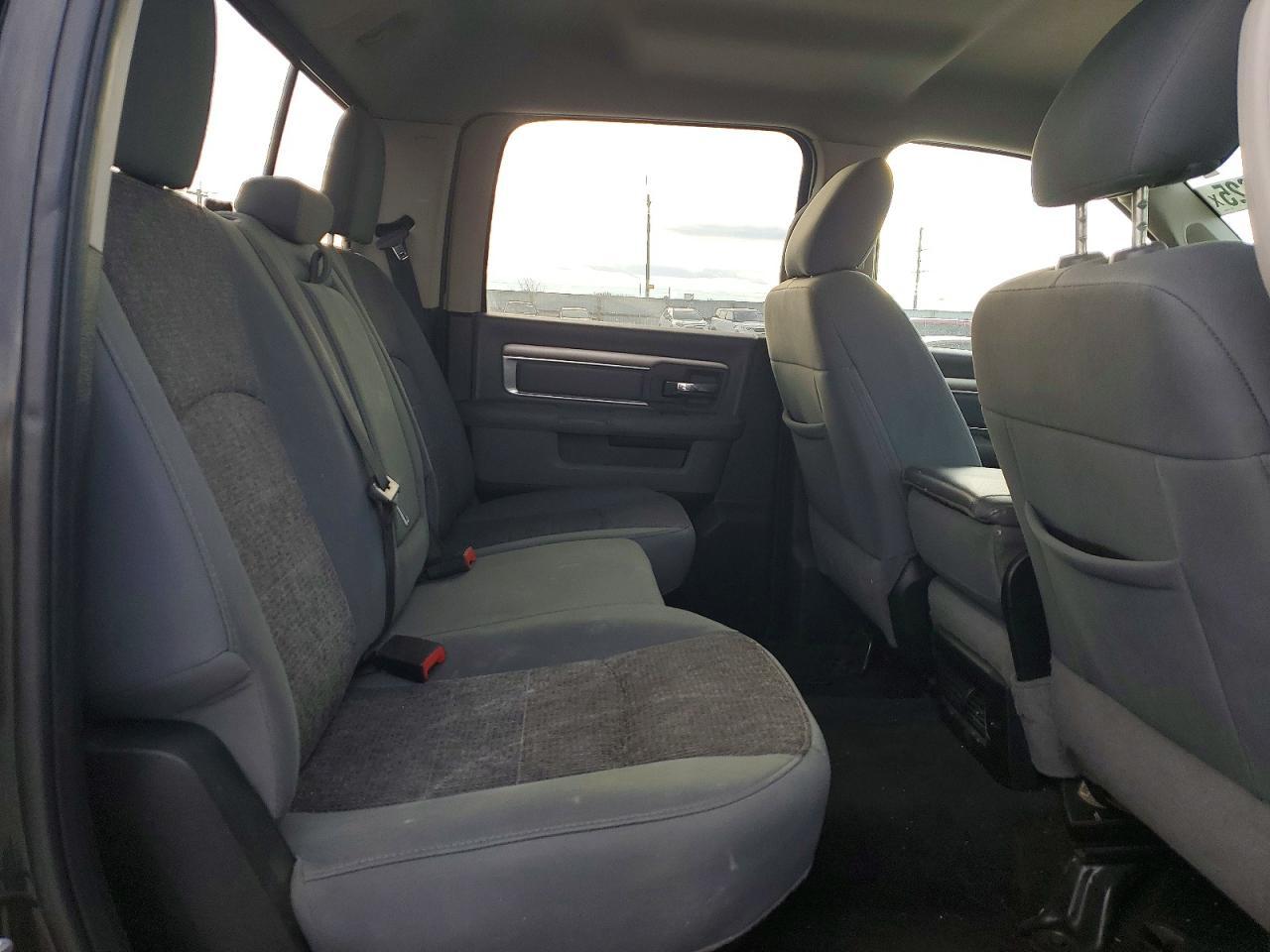 2018 Dodge Ram 1500 slt