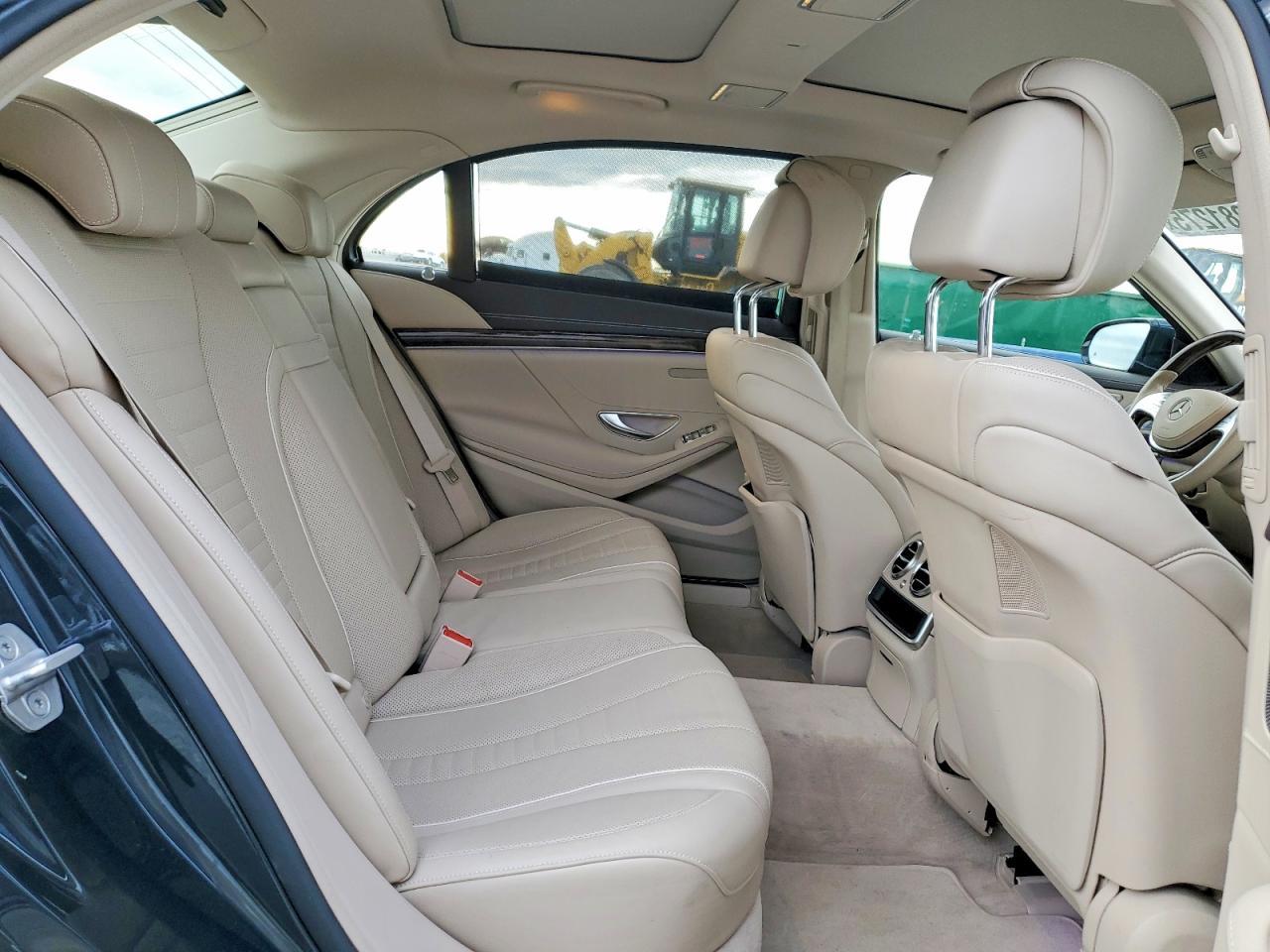 2015 Mercedes-Benz S 550
