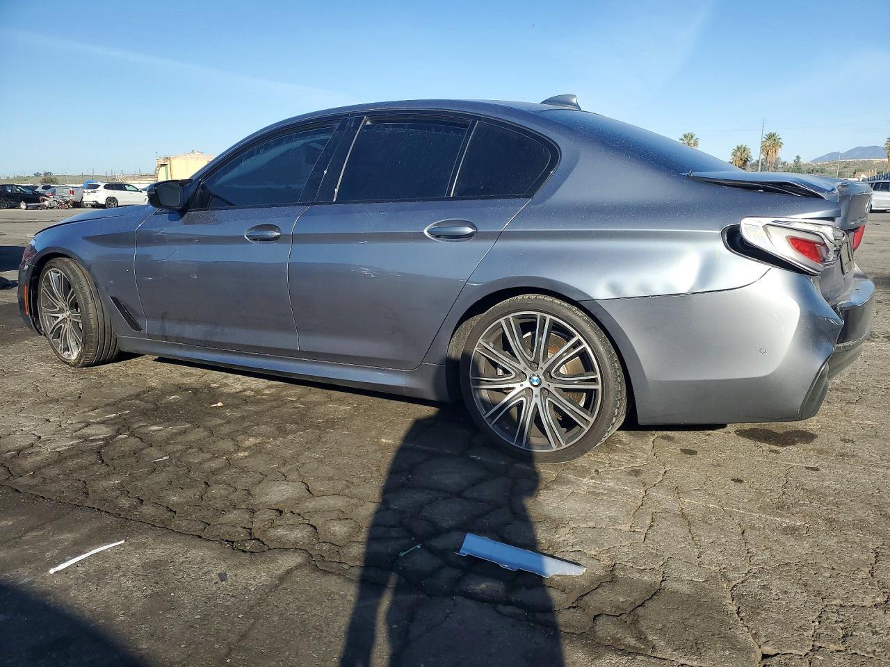 2020 BMW 540 i