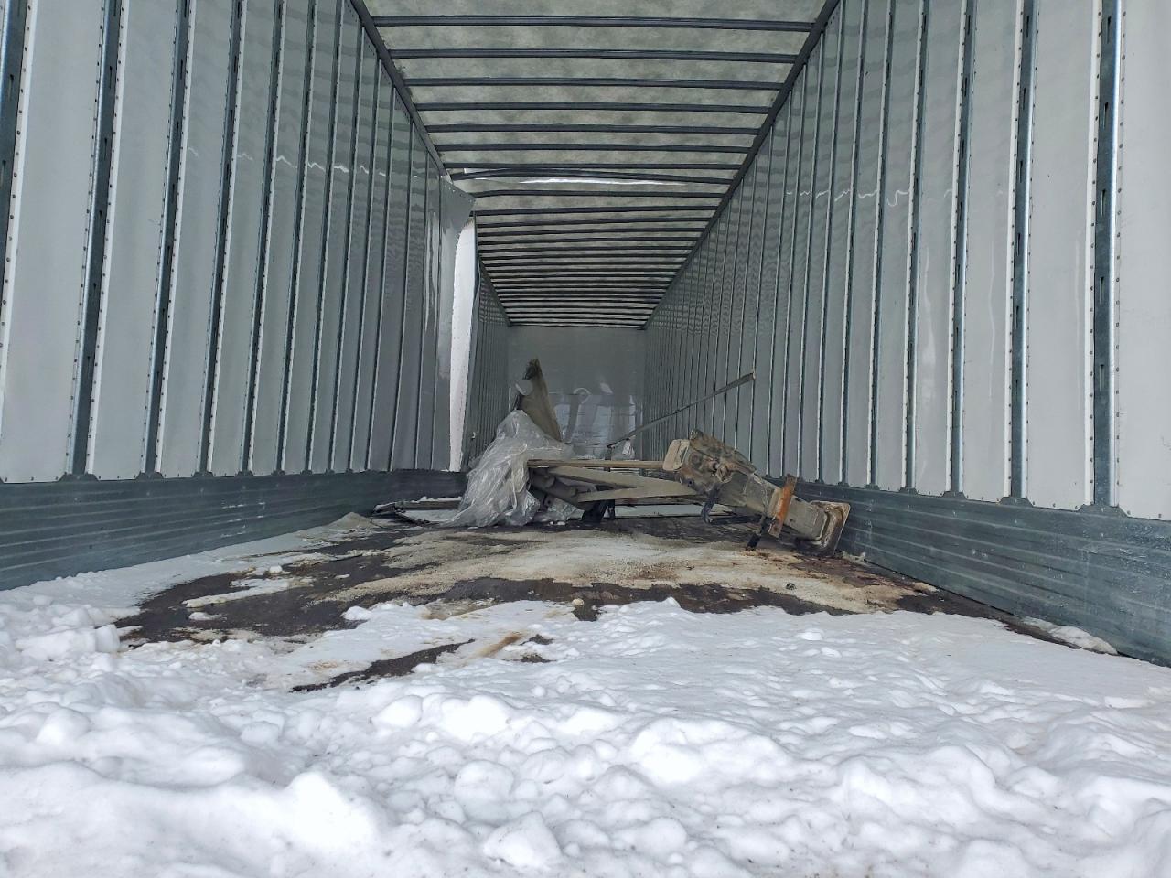 2025 Utility VS2DX DRY Van Trailer