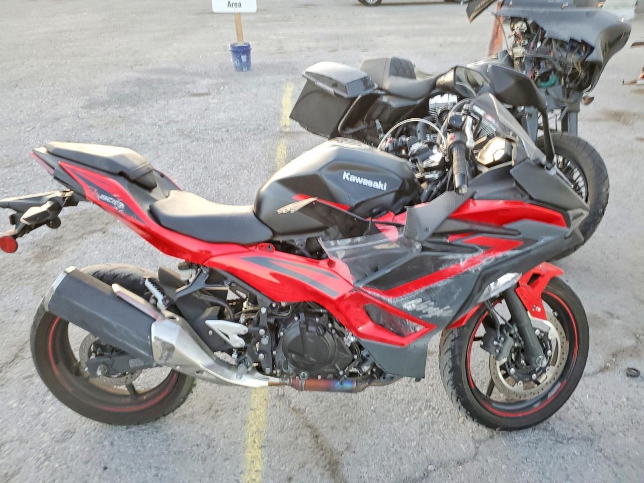 2025 Kawasaki EX500