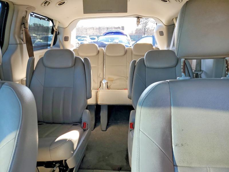 2008 Chrysler Town & Country Touring