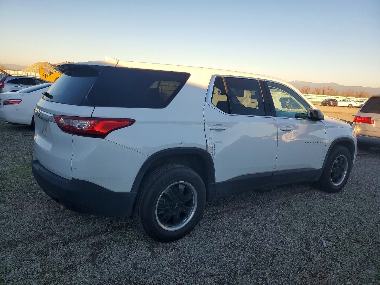 2021 Chevrolet Traverse ls