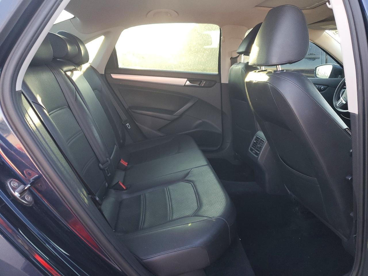 2013 Volkswagen Passat se