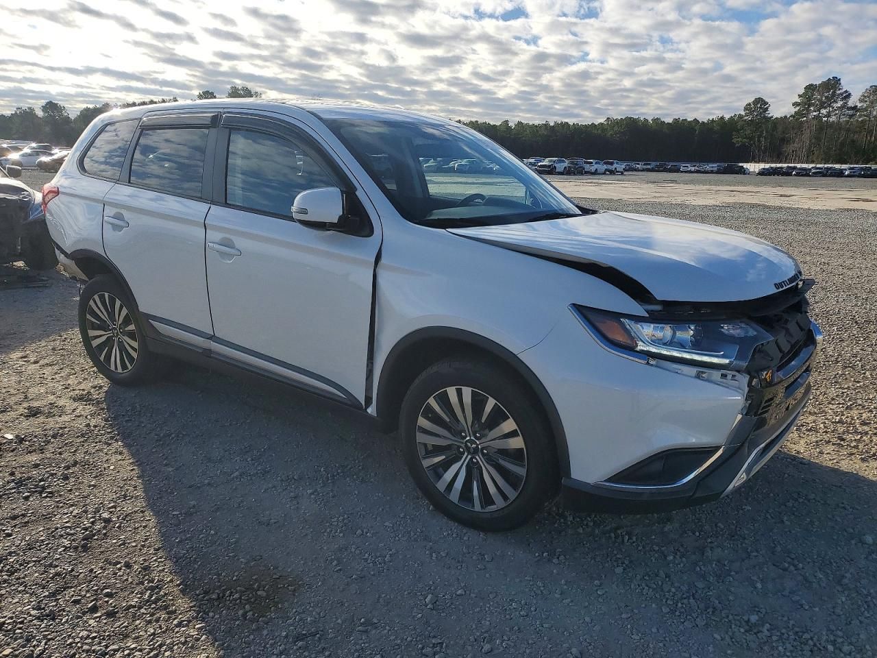 2019 Mitsubishi Outlander se