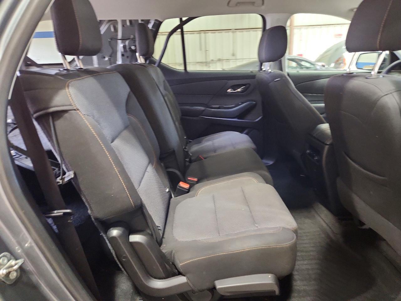 2018 Chevrolet Traverse ls