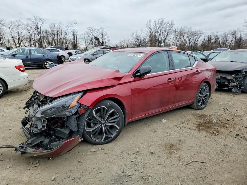 2023 Nissan Altima sr