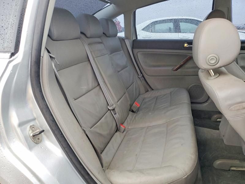 2003 Volkswagen Passat glx