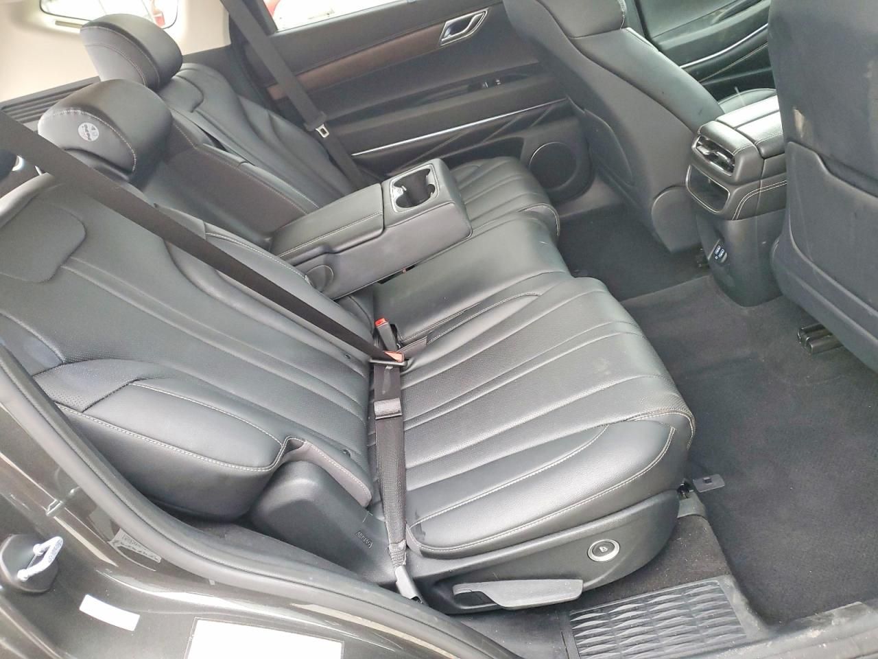 2024 Genesis Gv80 Base