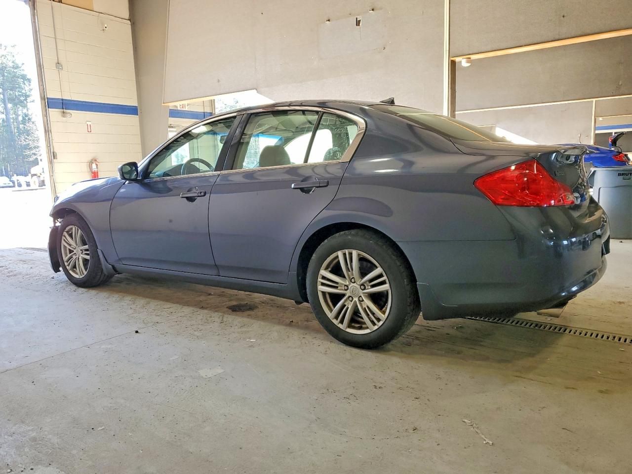 2011 Infiniti G25 Base