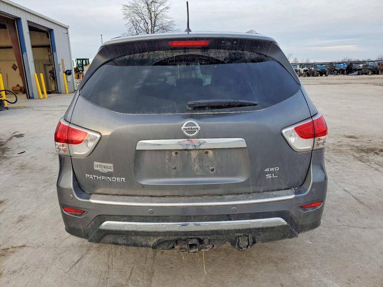 2016 Nissan Pathfinder s