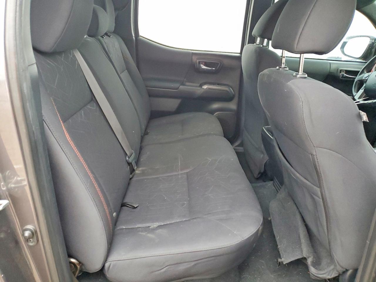 2018 Toyota Tacoma Double cab
