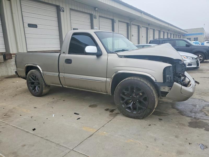 2001 GMC New Sierra C1500