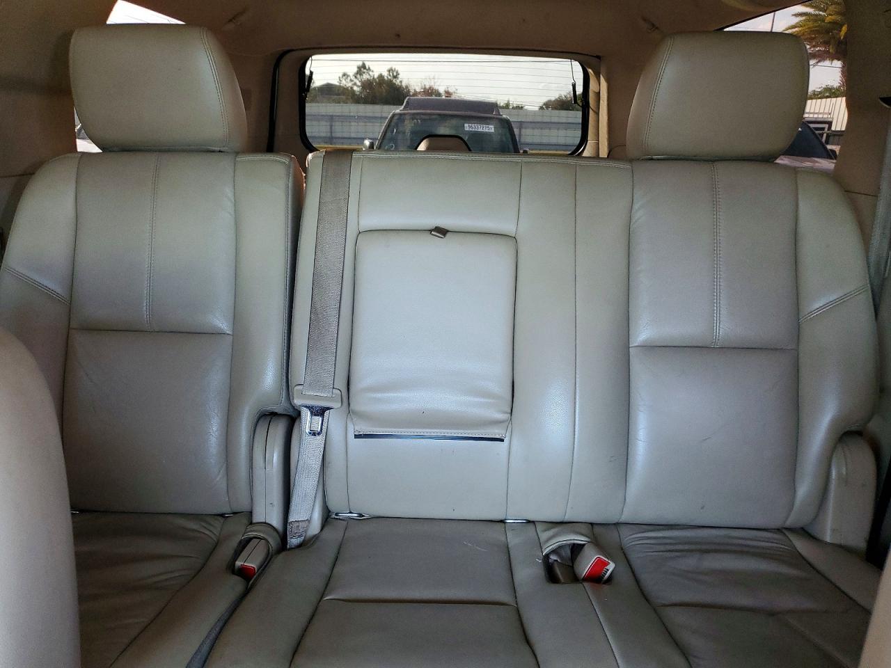 2011 GMC Yukon xl C1500 slt