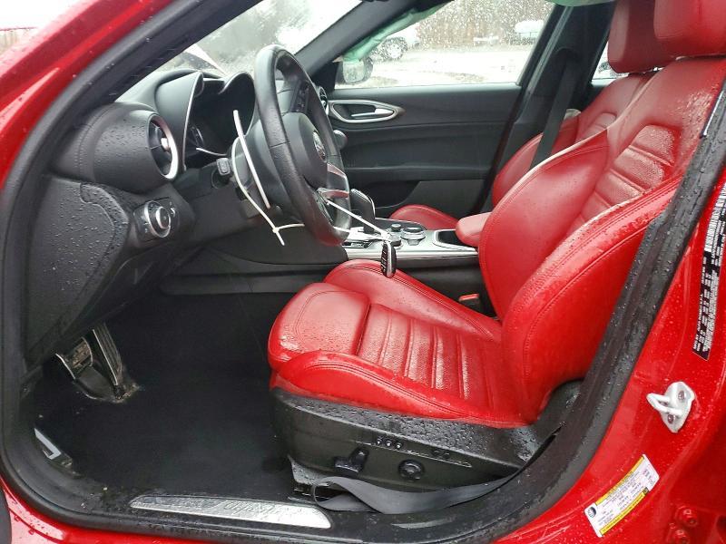 2022 Alfa Romeo Giulia Super