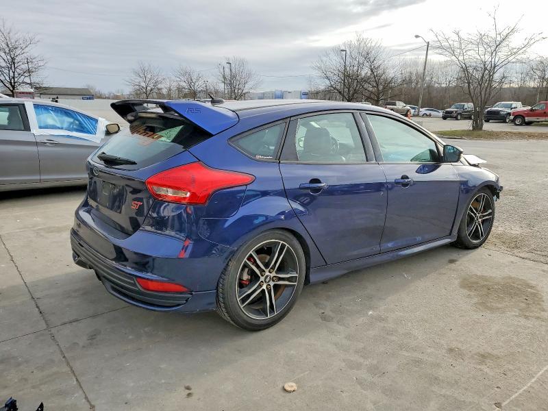 2016 Ford Focus st