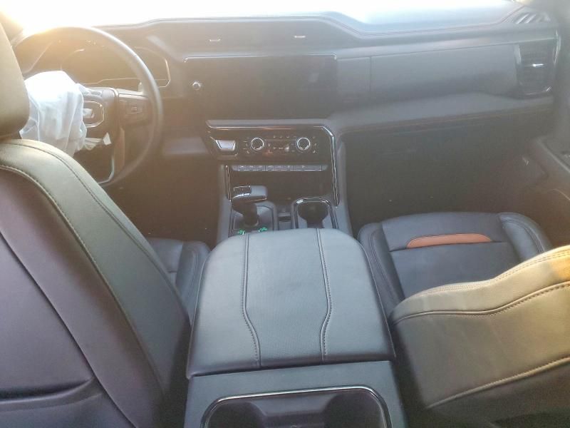 2024 GMC Sierra K1500 AT4